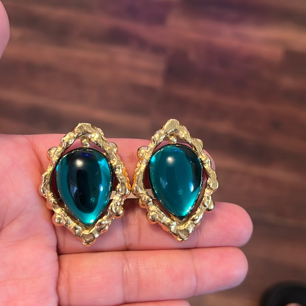 Craft Green and Goldtone Vintage Earrings